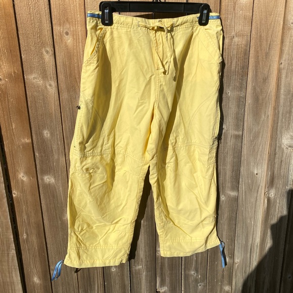 Kuhl Hiking Capris - Picture 3 of 11
